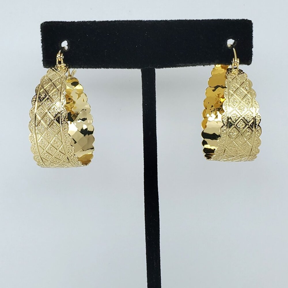 14K Gold Womens Etched Chunky Hoop Earrings Ladies 14 Karat Silver Hoops Jewelry - Picture 5 of 7